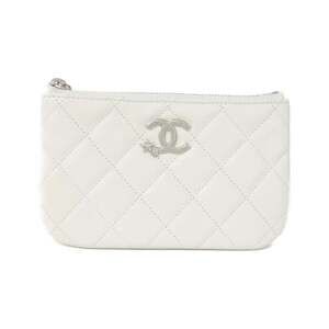CHANEL White Pouch